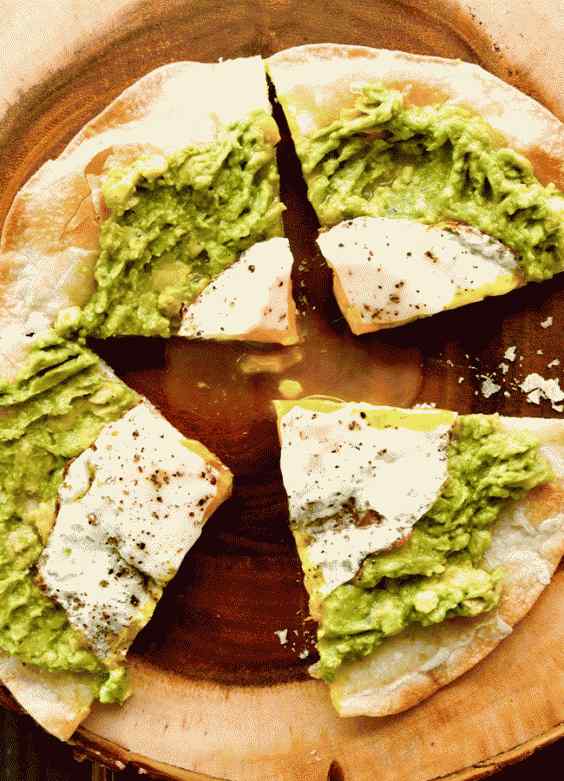 avocado morgenmadspizza