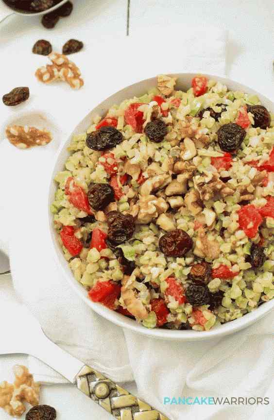 3. Ensalada vegana de brócoli, arándanos y nueces