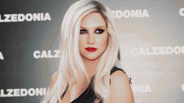 Kesha Wiki：シンガーソングライター、純資産、Tik Tok、知っておくべき事実
