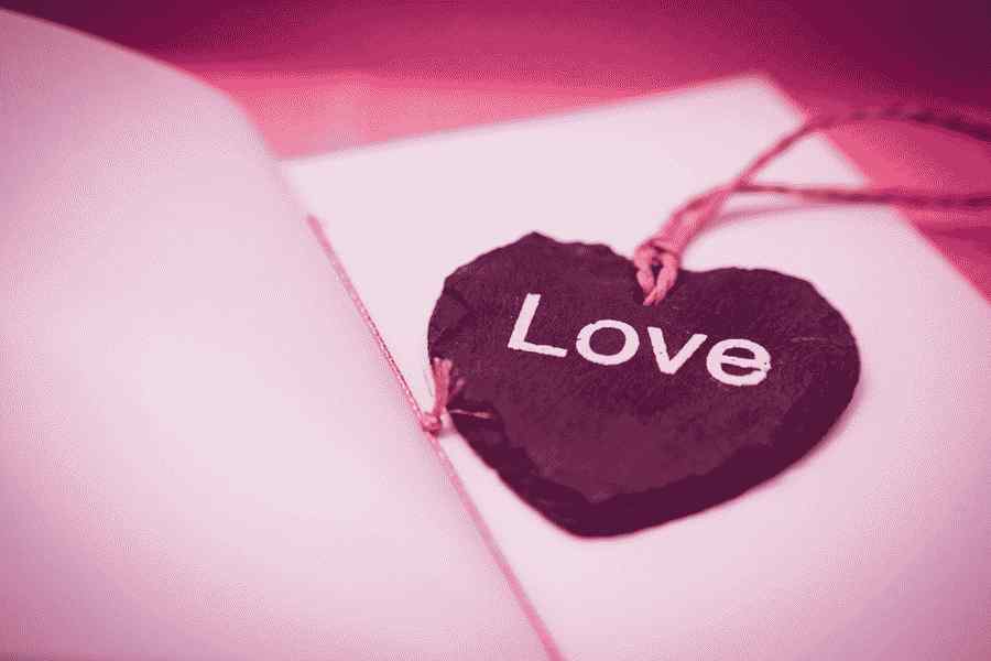 25 citas de amor famosas y conmovedoras de libros